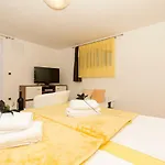 Cavar Daire Trogir