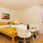 Apartament Cavar
